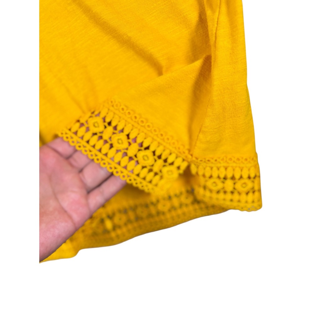 St Johns Bay Womens Mustard Yellow Crochet Lace Trim Short Sleeve Top Size M - Picture 2 of 4